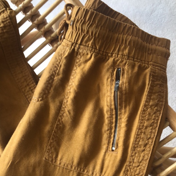 Athleta Cabo Linen Jogger. Machine washable fabric with a relaxed fit. Worn 2x - Picture 8 of 15